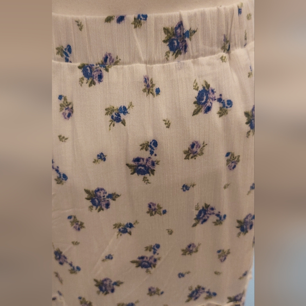 Love Tree White and Purple Floral A-Line Skirt - Picture 2 of 4